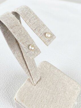 Rare Petite Lustrous  Genuine Pearl  on  Solid 10K Gold